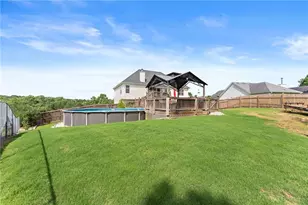 233 Cambridge Dr, Loganville, GA 30052 - Photo 37