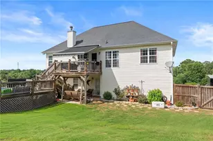 233 Cambridge Dr, Loganville, GA 30052 - Photo 35