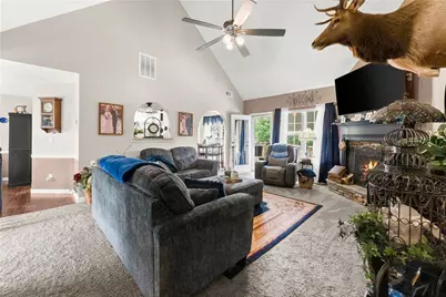 233 Cambridge Drive, Loganville, GA 30052 - Photo 5