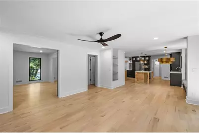 140 N Bluff, Alpharetta, GA 30004 - Photo 11