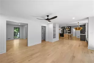 140 N Bluff, Alpharetta, GA 30004 - Photo 11