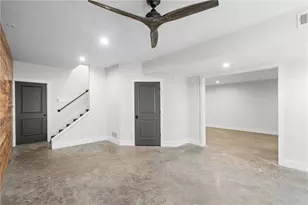 140 N Bluff, Alpharetta, GA 30004 - Photo 33