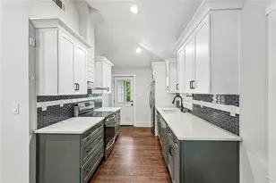 2228 Polar Rock Ave SW, Atlanta, GA 30315 - Photo 9