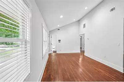 2228 Polar Rock Avenue SW, Atlanta, GA 30315 - Photo 7