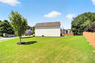 1951 Beyers Landing Dr, Buford, GA 30519 - Photo 39