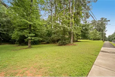 3570 Burlingham Drive, Lithonia, GA 30038 - Photo 15