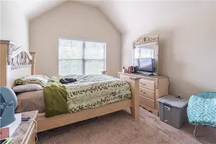29 Bay Crest Ct, Loganville, GA 30052 - Photo 35