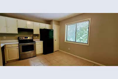 966 Amberly Drive #B, Norcross, GA 30093 - Photo 3
