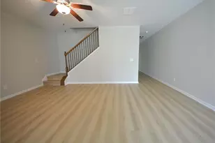 4724 Beacon Ridge Ln, Flowery Branch, GA 30542 - Photo 9