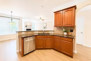 6065 Cameron Pointe, Peachtree Corners, GA 30092 - Photo 7