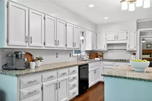 6477 Rosecommon Dr, Peachtree Corners, GA 30092 - Photo 17