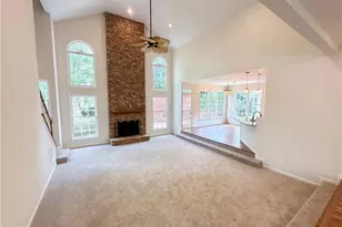 165 Fieldstone Edge, Alpharetta, GA 30005 - Photo 3
