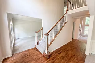 165 Fieldstone Edge, Alpharetta, GA 30005 - Photo 7