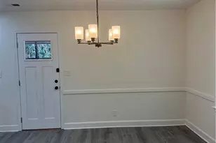 1726 Centra Villa Dr SW, Atlanta, GA 30311 - Photo 7