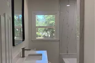 1726 Centra Villa Dr SW, Atlanta, GA 30311 - Photo 11