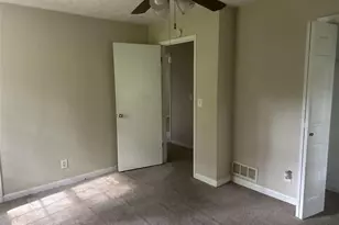 4273 Ipwich Ct, Snellville, GA 30039 - Photo 15