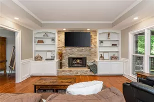 2865 Stoneglen Close, Roswell, GA 30076 - Photo 13