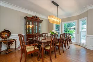 2865 Stoneglen Close, Roswell, GA 30076 - Photo 11