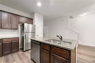 902 Creel Ln, Atlanta, GA 30349 - Photo 5