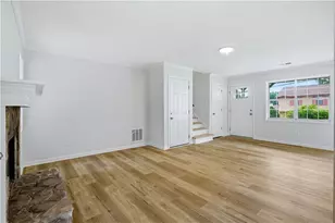 5433 Forest Pines Dr, Lithonia, GA 30058 - Photo 5