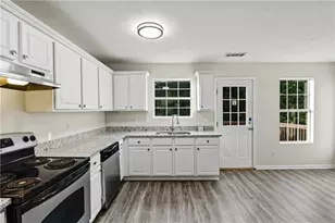 3825 Cedar Trace Ln, Ellenwood, GA 30294 - Photo 11