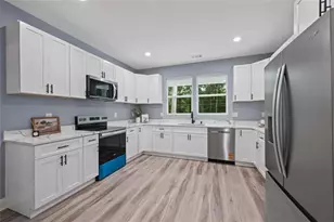 231 Wood St, Commerce, GA 30529 - Photo 7