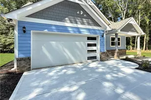 231 Wood St, Commerce, GA 30529 - Photo 3