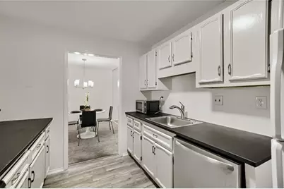 905 Augusta Drive, Marietta, GA 30067 - Photo 9
