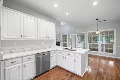 2660 Peregrine Court Common, Suwanee, GA 30024 - Photo 13