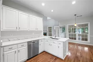 2660 Peregrine Ct Common, Suwanee, GA 30024 - Photo 13