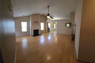 2698 Downingwood Ln, Grayson, GA 30017 - Photo 5