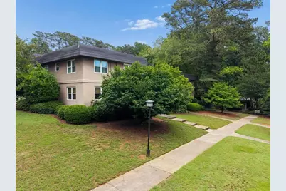 327 Lakemoore Drive #B, Atlanta, GA 30342 - Photo 41