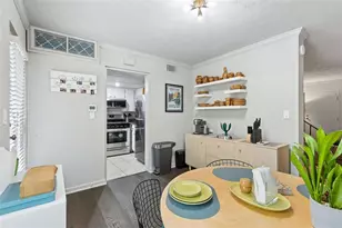 327 Lakemoore Dr, Atlanta, GA 30342 - Photo 17