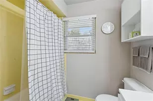 327 Lakemoore Dr, Atlanta, GA 30342 - Photo 29