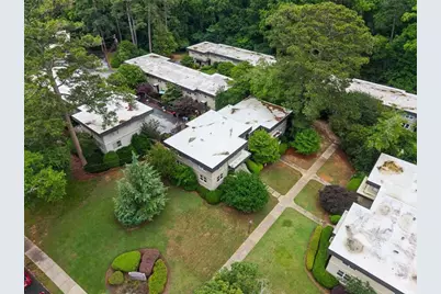327 Lakemoore Drive #B, Atlanta, GA 30342 - Photo 39