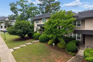 327 Lakemoore Dr, Atlanta, GA 30342 - Photo 43
