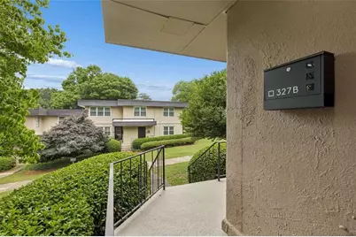 327 Lakemoore Drive #B, Atlanta, GA 30342 - Photo 3