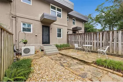 327 Lakemoore Drive #B, Atlanta, GA 30342 - Photo 35