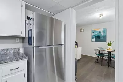 327 Lakemoore Drive #B, Atlanta, GA 30342 - Photo 21