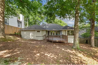 365 E Willow Run, Johns Creek, GA 30022 - Photo 21