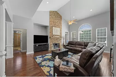 27 Roberson Drive NE, Cartersville, GA 30121 - Photo 11