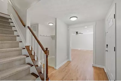 9470 Hillside Drive, Roswell, GA 30076 - Photo 3
