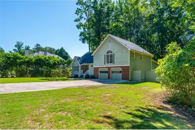 3453 Parsons Greene Trail, Powder Springs, GA 30127 - Photo 3