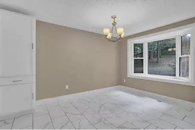 9665 N Pond Circle, Roswell, GA 30076 - Photo 9