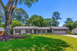 1095 Tuxedo Ct, Roswell, GA 30075 - Photo 1