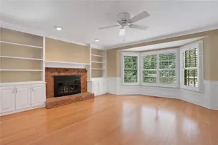 5189 Beech Forest Dr SW, Lilburn, GA 30047 - Photo 21
