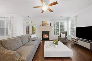 7670 Glisten Ave, Atlanta, GA 30328 - Photo 11