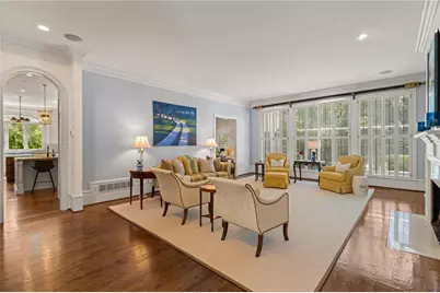 170 Helmsley Drive, Atlanta, GA 30327 - Photo 7