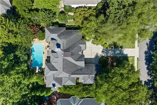 170 Helmsley Dr, Atlanta, GA 30327 - Photo 45