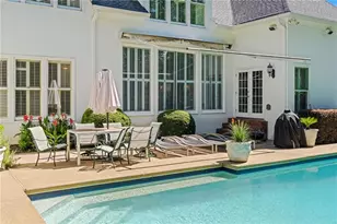 170 Helmsley Dr, Atlanta, GA 30327 - Photo 75